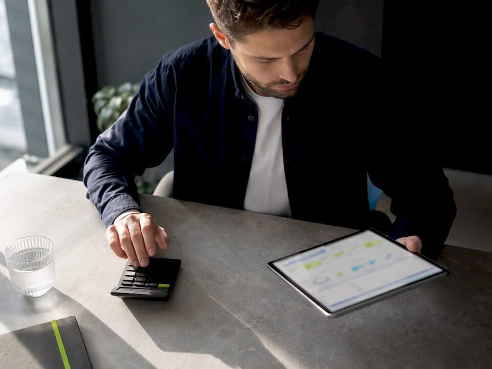 Ecommerce financial reconciliation workspace